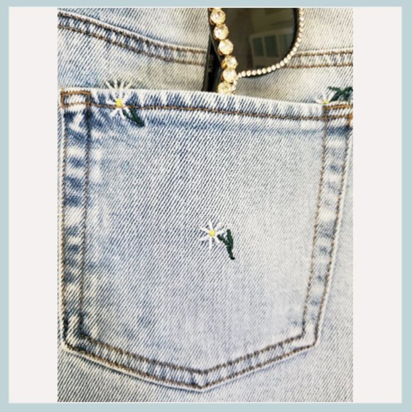 Tinseltown Daisy Mom Jeans Size 5 - Picture 4 of 7